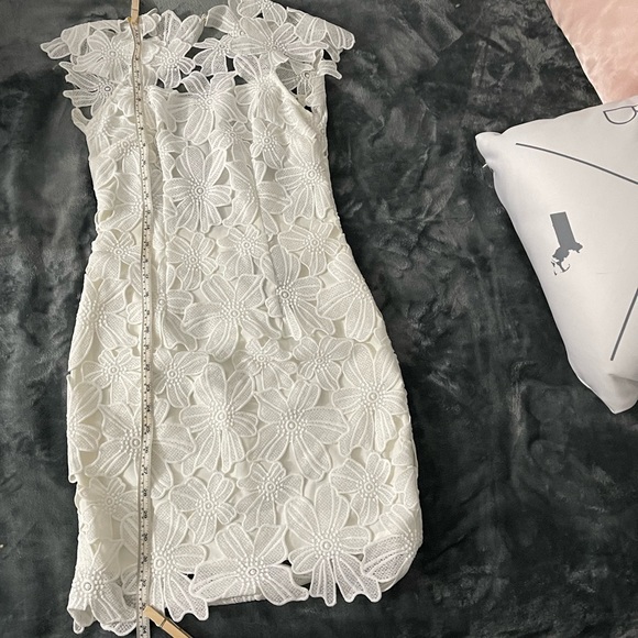 Glamorous ⚡️ White Floral Lace Dress - Picture 11 of 13